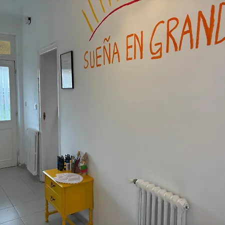 Peregrinos La Casa Hostal San Martín del Camino