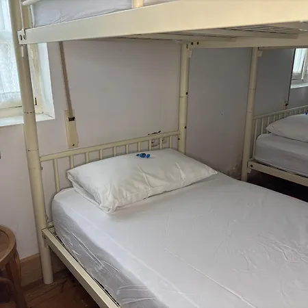 Hostel La Casa - Solo Peregrinos