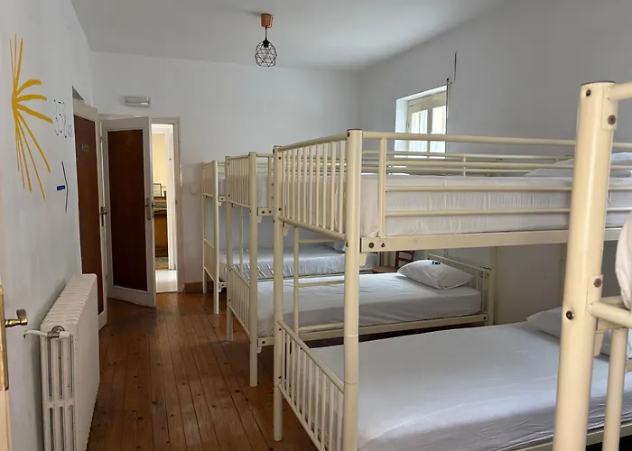 Hostel La Casa - Solo Peregrinos *